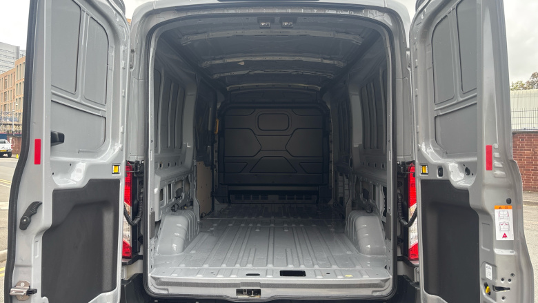 Ford Transit E-350 L3 Rwd 135kW 68kWh H2 Trend Van Auto